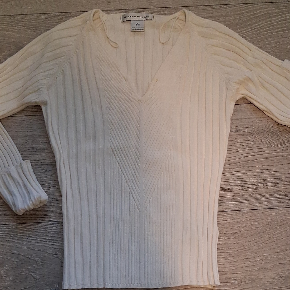 Stylish V-Neck Cream Sweater by Bianca Nygard. Size S, Like New.